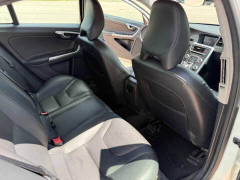 2016 Volvo S60 T5 Drive-E Premier