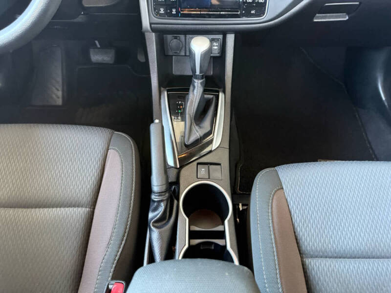 2017 Toyota Corolla LE