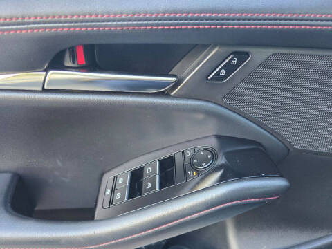 2024 Mazda Mazda3 Hatchback 2.5 S Carbon Edition