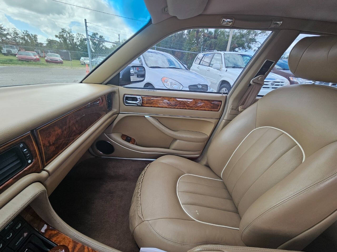 1995 Jaguar XJ-Series for sale at JOHNS AUTO SALES LLC in Apopka, FL