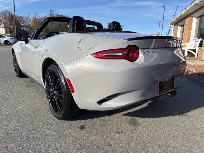 2024 Mazda MX-5 Miata Club