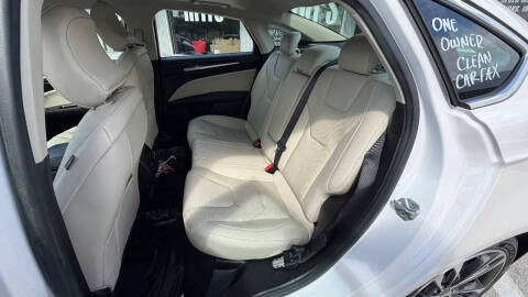 2017 Ford Fusion Platinum