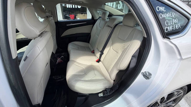 2017 Ford Fusion Platinum