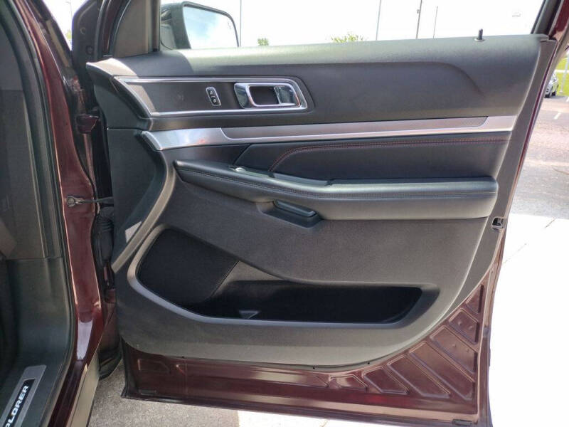2019 Ford Explorer Sport