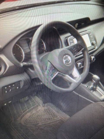 2020 Nissan Kicks S