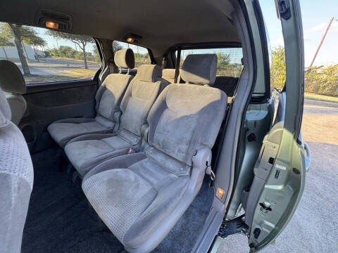 2008 Toyota Sienna CE 8-Passenger