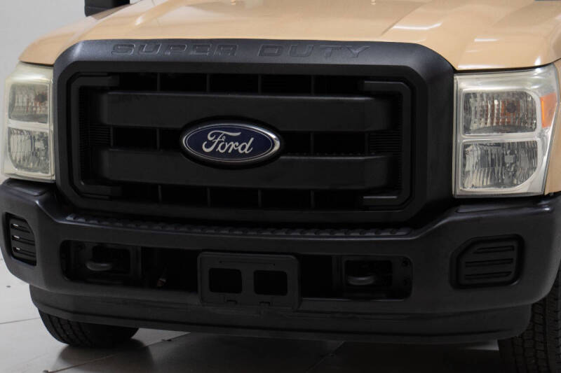 2015 Ford F-350 Super Duty XL