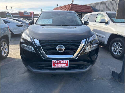 2021 Nissan Rogue for sale at Dealers Choice Inc in Farmersville CA
