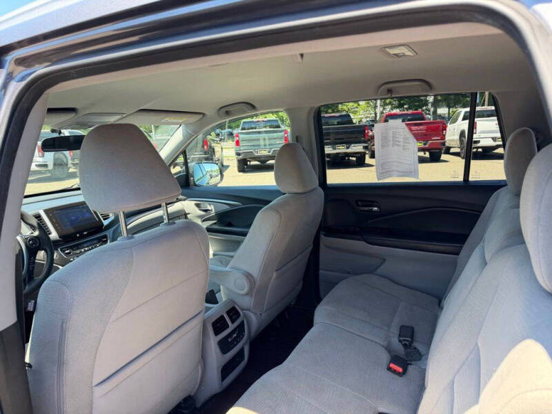 2017 Honda Pilot EX