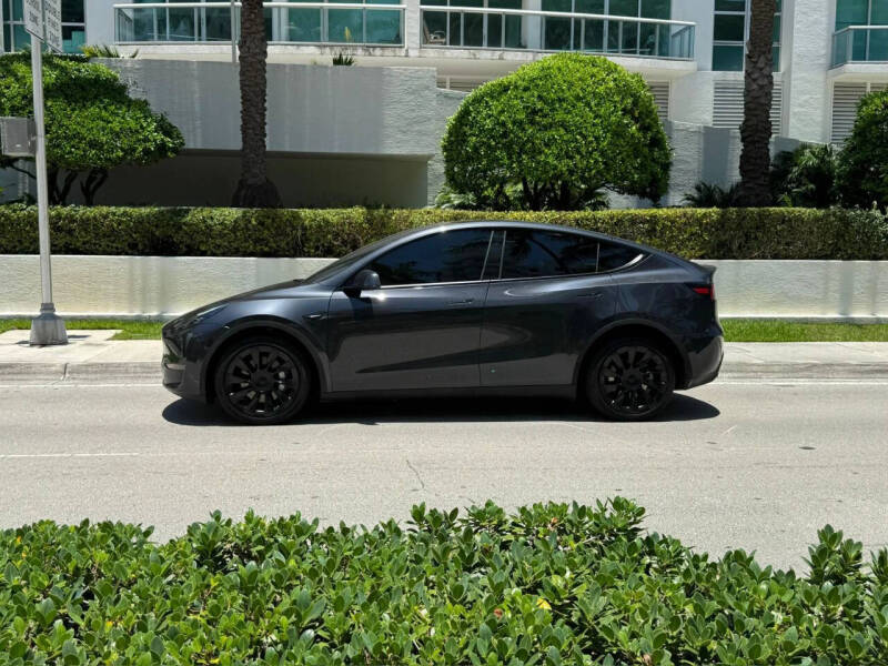 2025 Tesla Model Y Long Range