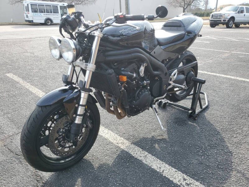 2004 Triumph Speed Triple