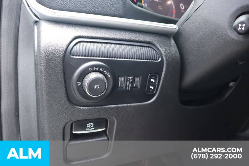 2023 Jeep Wagoneer L Series II