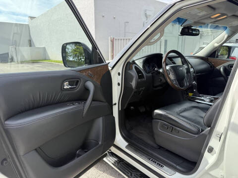 2017 Infiniti QX80 Signature Edition