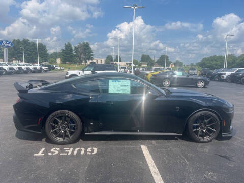 2025 Ford Mustang Dark Horse
