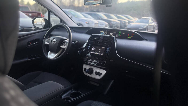 2017 Toyota Prius Two