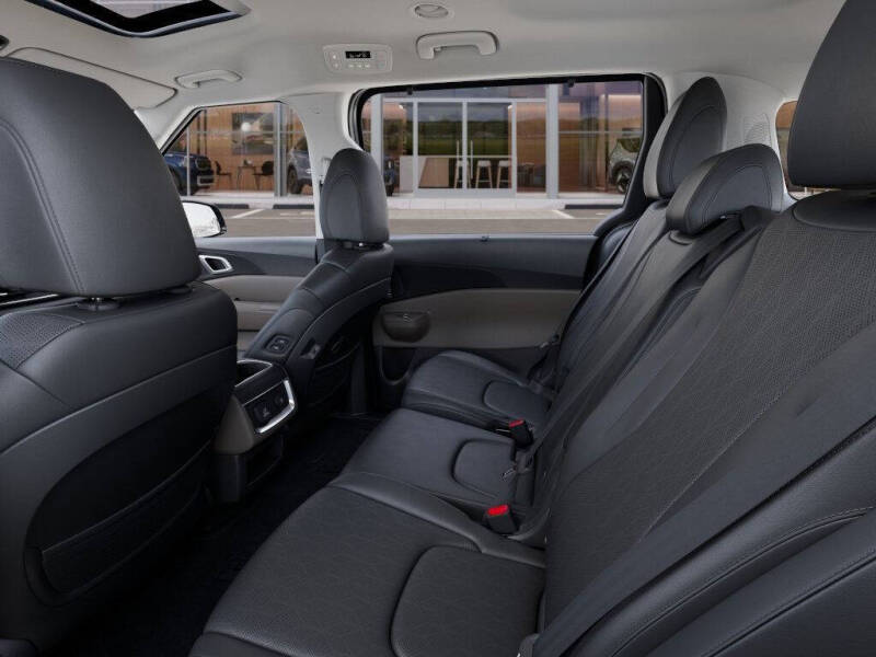 2026 Kia Carnival SX