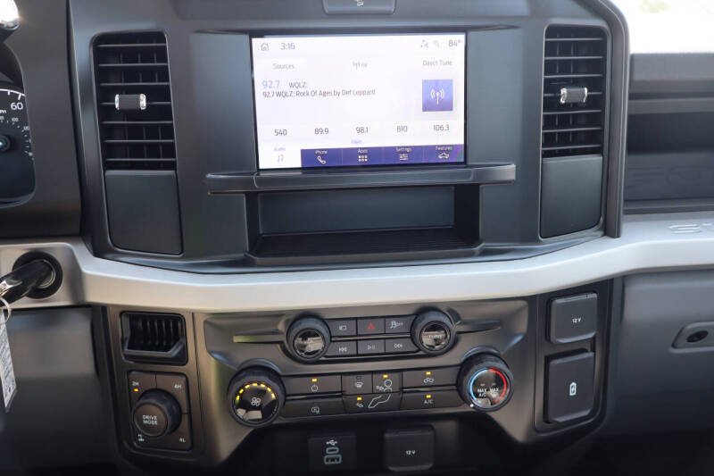 2025 Ford F-350 Super Duty XL