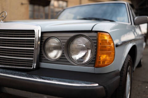 1978 Mercedes-Benz 240-Class