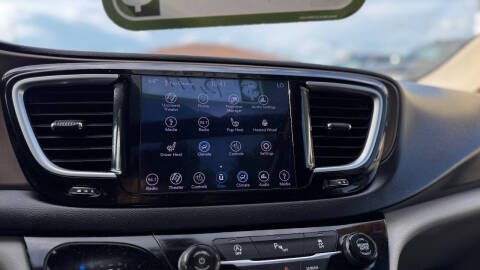 2018 Chrysler Pacifica Touring L Plus