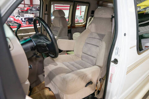 2002 Ford E-Series E-150