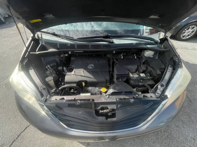 2014 Toyota Sienna