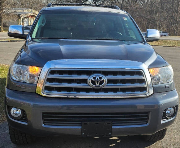 Used 2010 Toyota Sequoia Limited with VIN 5TDJW5G17AS029489 for sale in New Lenox, IL