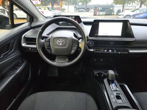 2024 Toyota Prius LE