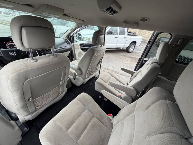 2016 Dodge Grand Caravan American Value Package