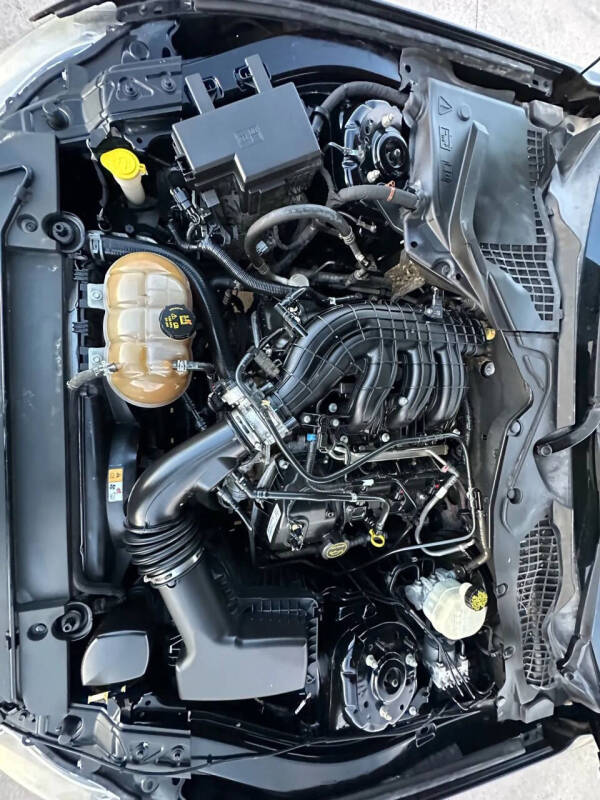 2015 Ford Mustang V6
