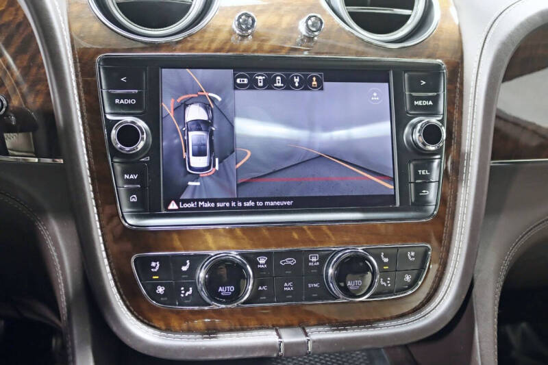 2018 Bentley Bentayga W12 Signature Edition