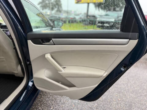 2022 Volkswagen Passat SE