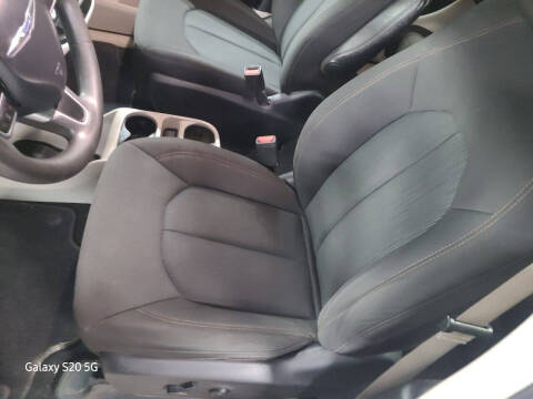 2017 Chrysler Pacifica LX