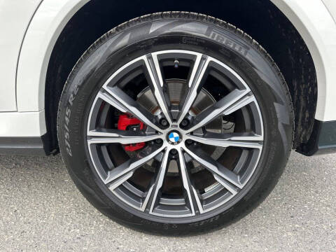 2023 BMW X6 xDrive40i