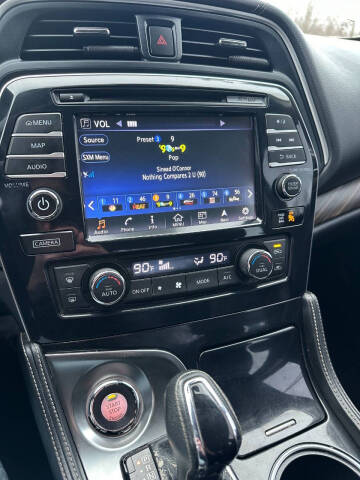 2017 Nissan Maxima Platinum