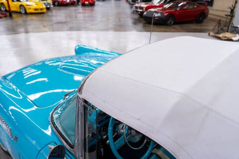 1956 Ford Thunderbird