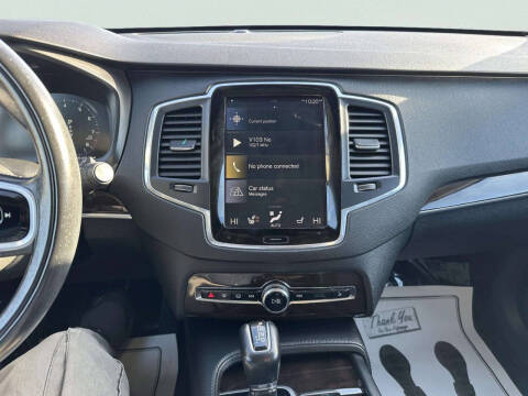 2019 Volvo XC90 T6 Momentum