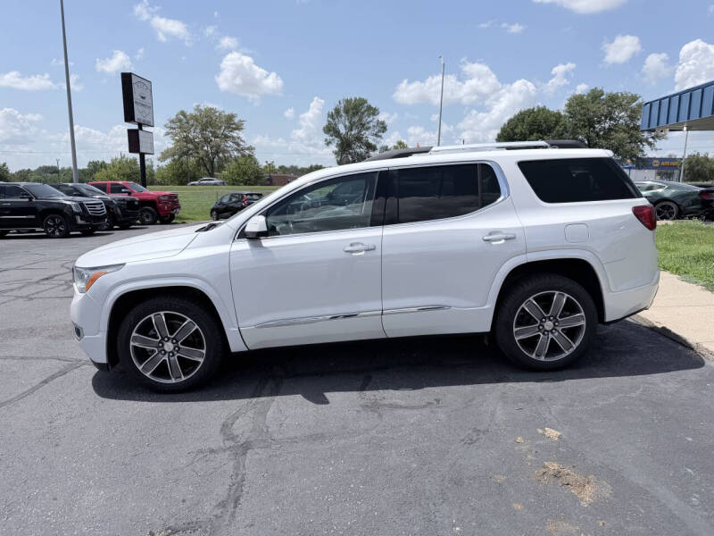 2017 GMC Acadia Denali