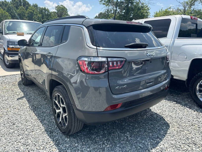 2024 Jeep Compass Latitude