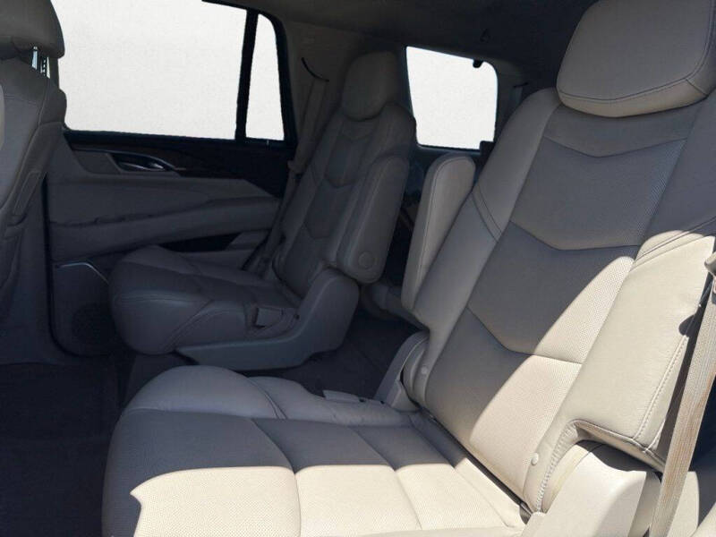 2019 Cadillac Escalade Standard