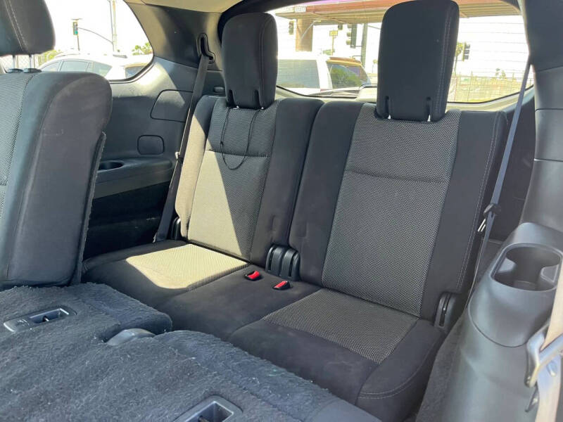 2020 Nissan Pathfinder SV