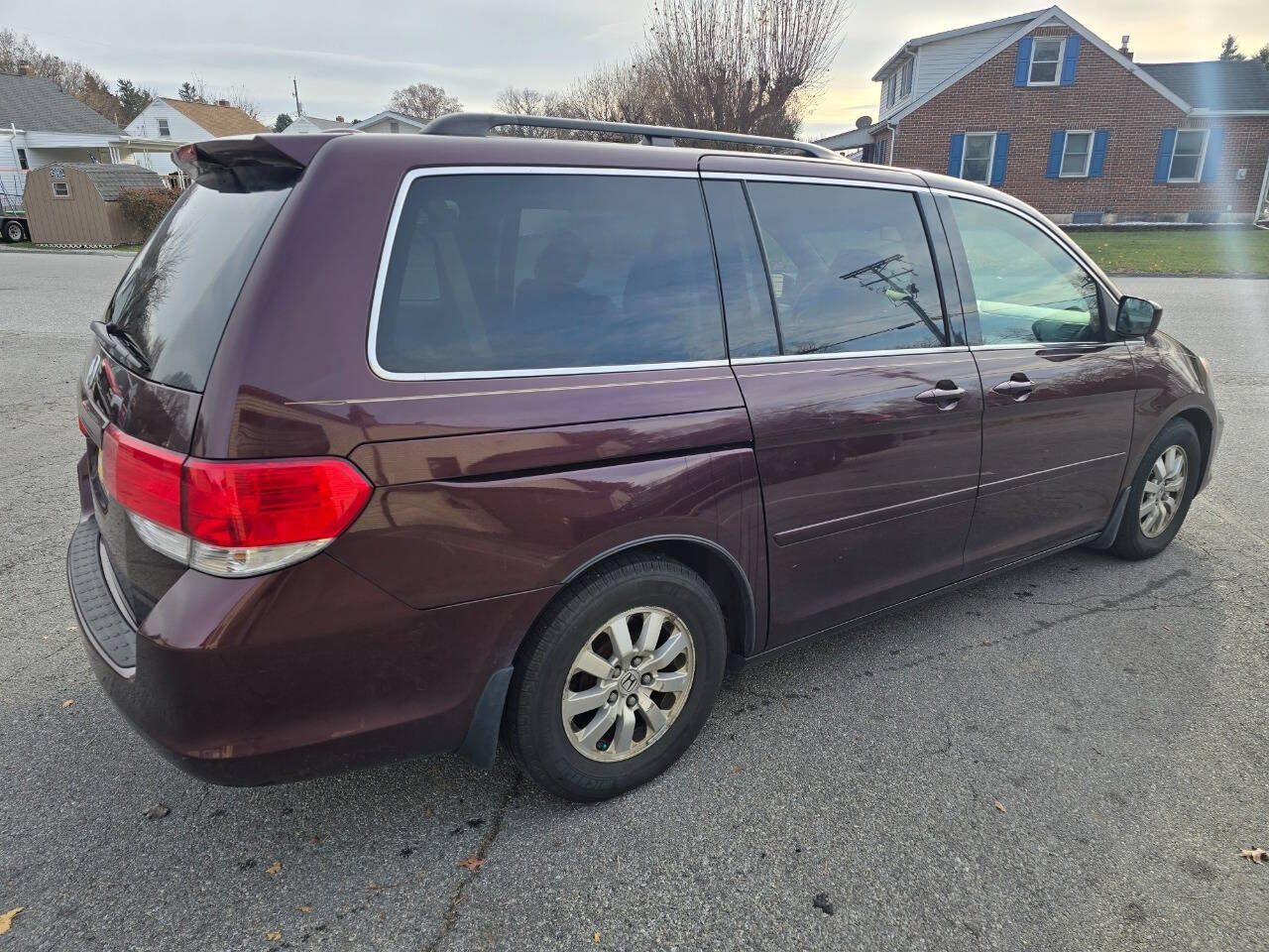 2009 Honda Odyssey for sale at QUEENSGATE AUTO SALES in York, PA