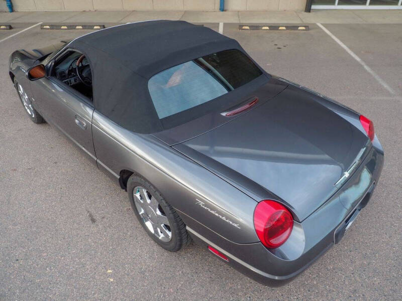 2003 Ford Thunderbird