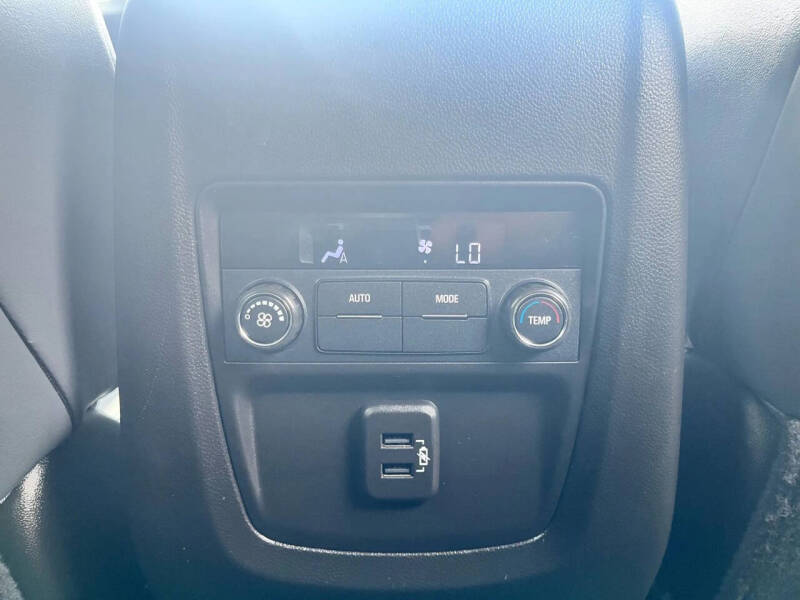 2020 Buick Enclave Essence