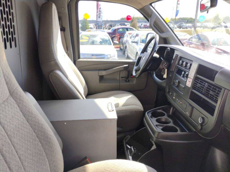 2021 Chevrolet Express 2500