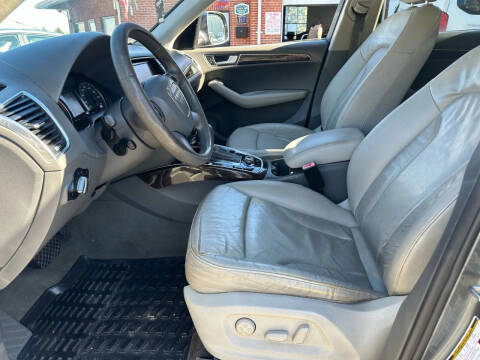 2012 Audi Q5 2.0T quattro Premium Plus