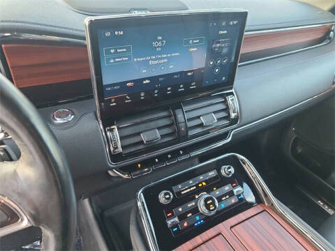 2024 Lincoln Navigator Premiere