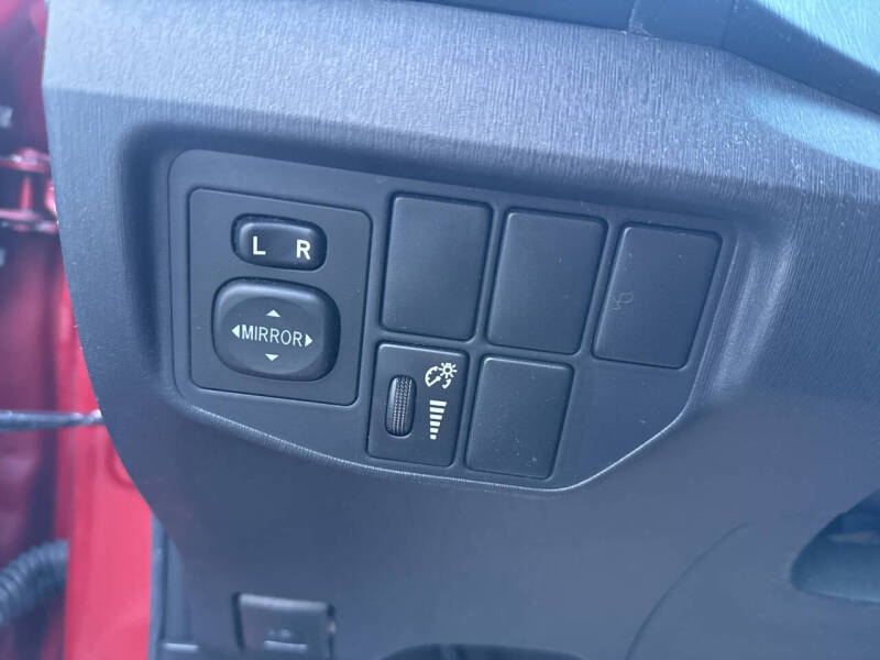 2015 Toyota Prius Three