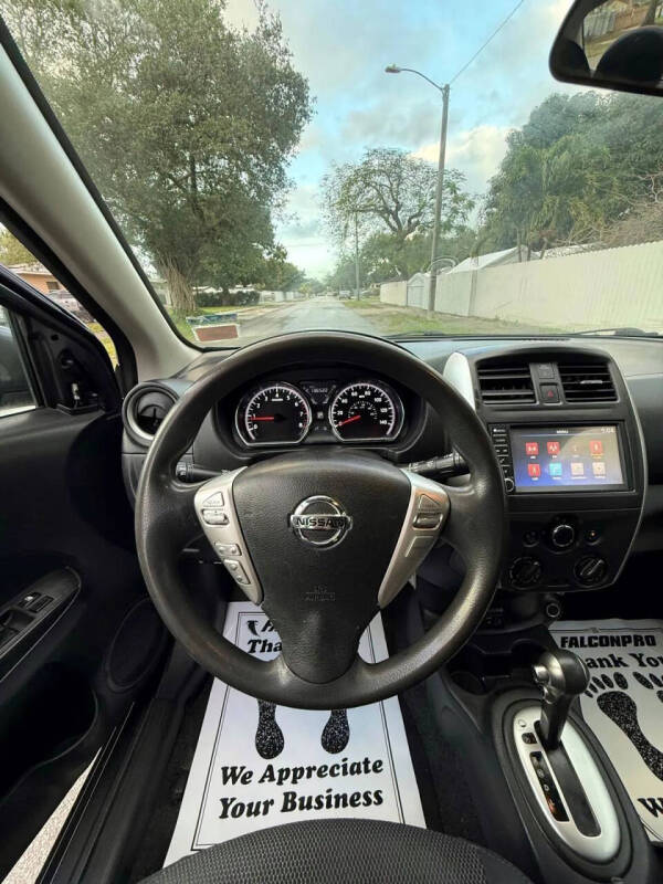 2019 Nissan Versa