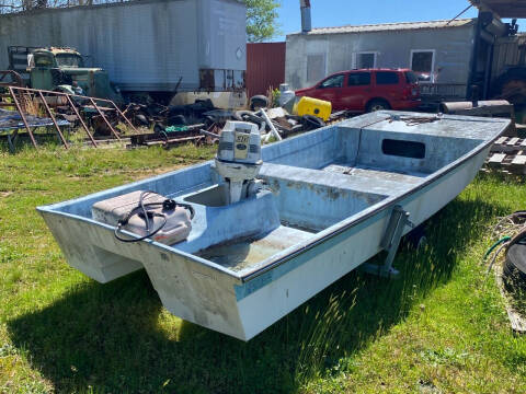 1988 Tar Heel Net Boat