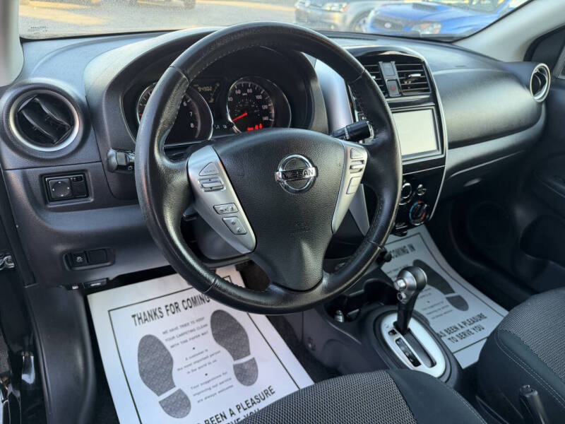 2019 Nissan Versa SV